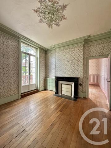 Maison à vendre  6 pièces - 217,62 m2 MOULINS - 03