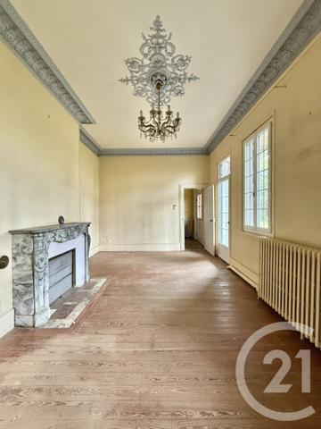 Maison à vendre  6 pièces - 217,62 m2 MOULINS - 03