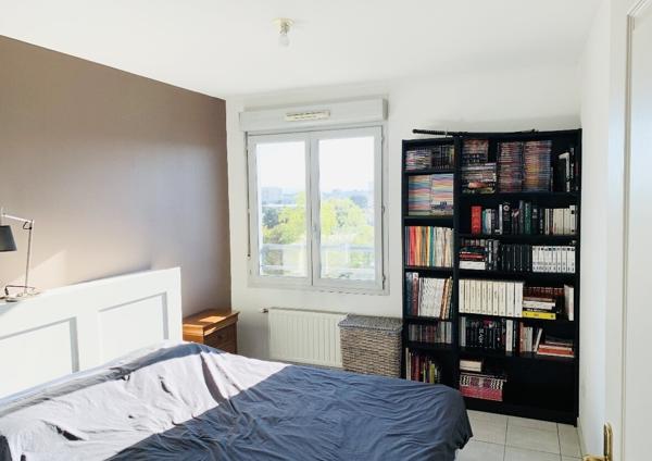 Appartement 3p 64m2 terrasse et garage