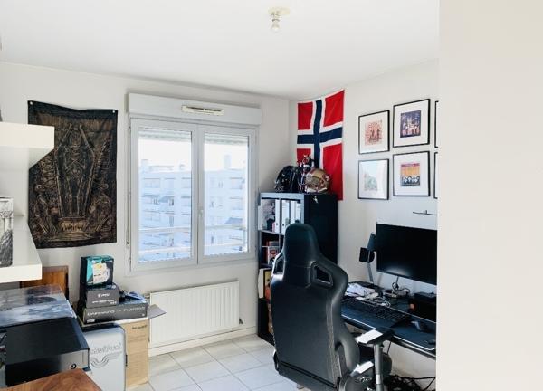 Appartement 3p 64m2 terrasse et garage