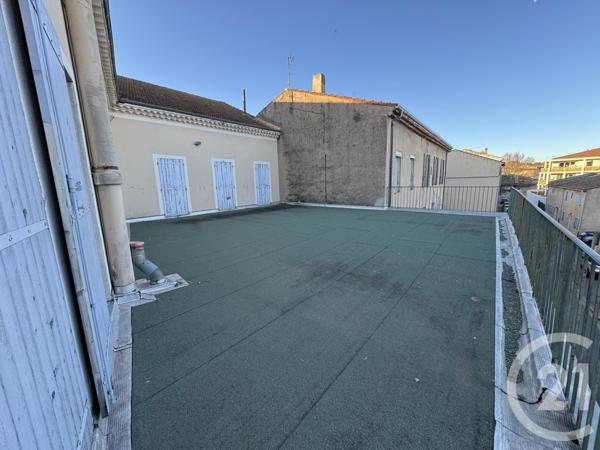 à vendre  289,94 m2 TRETS - 13