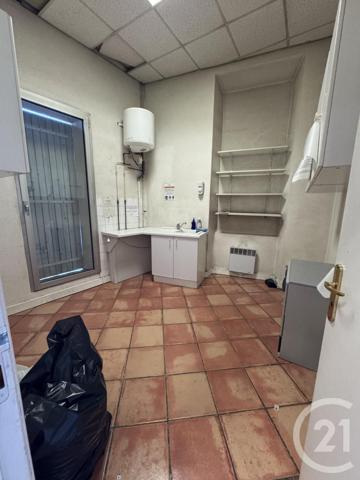 à vendre  289,94 m2 TRETS - 13