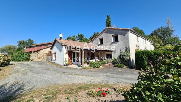 Maison à Bressuire, 79300 - 17 pièces 265m²