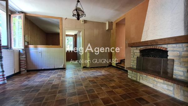 Maison à Bressuire, 79300 - 17 pièces 265m²