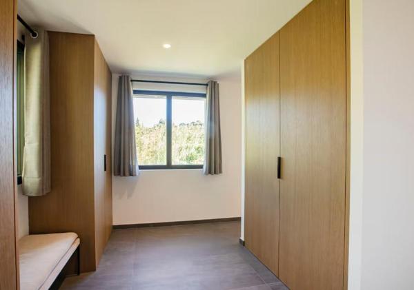 Maison à vendre  6 pièces - 280 m2 LA CROIX VALMER - 83