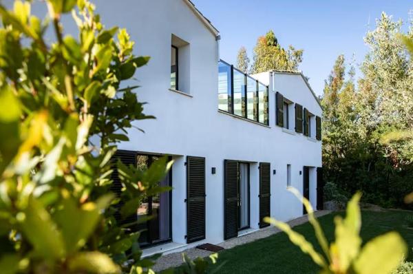 Maison à vendre  6 pièces - 280 m2 LA CROIX VALMER - 83