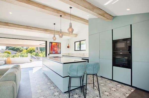 Maison à vendre  6 pièces - 280 m2 LA CROIX VALMER - 83