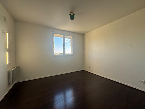 Appartement duplex Combs La Ville 3 pièces 2 chambres