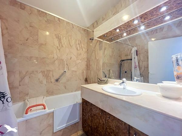 Appartement à vendre 249 995 € Gradignan 2 p 61 m² DPE C