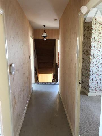 A vendre à Mauriac, en plein coeur du centre-ville mais dans un quartier résidentiel calme et v...