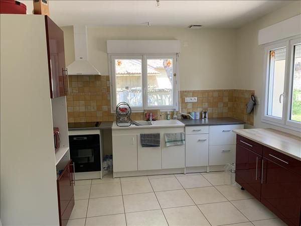 Maison à louer |                                        SECONDIGNE SUR BELLE |                                        4 pièces  | 80 m²