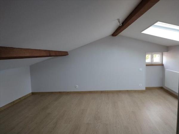 Maison à louer |                                        SECONDIGNE SUR BELLE |                                        4 pièces  | 80 m²