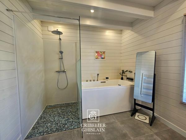 Maison 135 m² à vendre 5 pièces/ 3 chambres + dépendance 17 m² VERTOU (44)