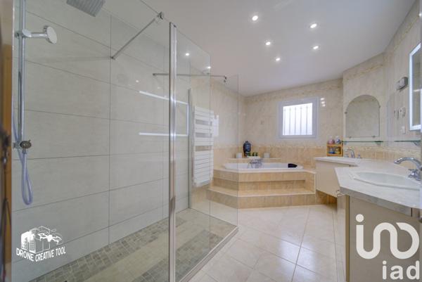 Pavillon 5 pièces de 143 m² à Fresnes-en-Woëvre (55160)