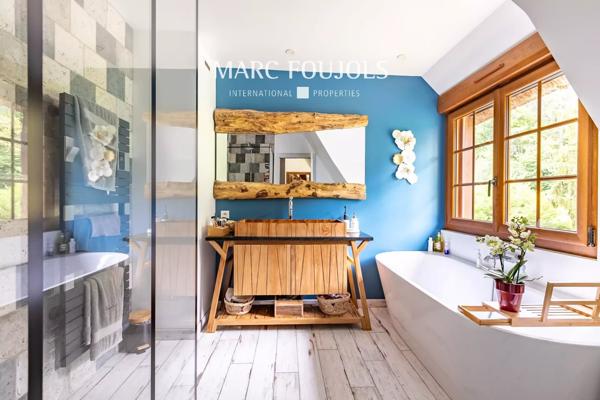 Maison de campagne au sein d’un parc de 2,5 hectares