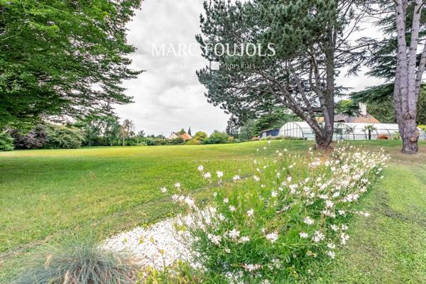 Maison de campagne au sein d’un parc de 2,5 hectares