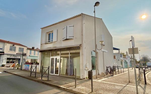 Immeuble à vendre    3 pièces •  Saint-Pierre-d'Oléron