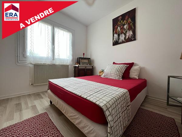 33560 SAINTE EULALIE - Maison 5 pièces 125 m² A VENDRE