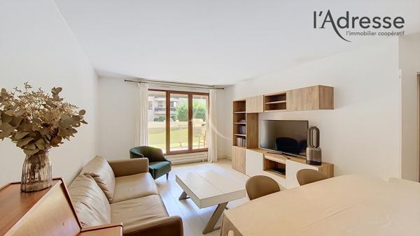 PUTEAUX/ Proche la Défense - Appartement 3 pièces de 70m² avec 2 Terrasses, Cave et Parking