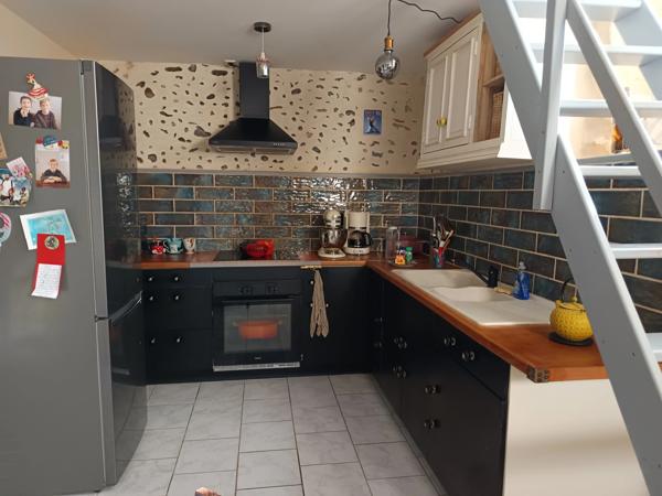 Appartement de type T3, avec beaucoup de cachet.