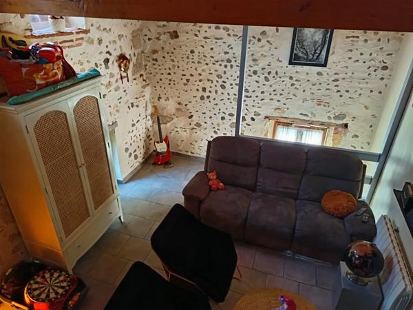 Appartement de type T3, avec beaucoup de cachet.