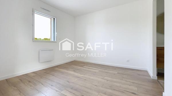 Maison contemporaine RE 2020 proche du bourg