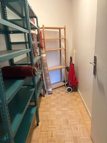 PUTEAUX Grand appartement 2 pièces traversant avec parking- Beau potentiel, à rafraichir