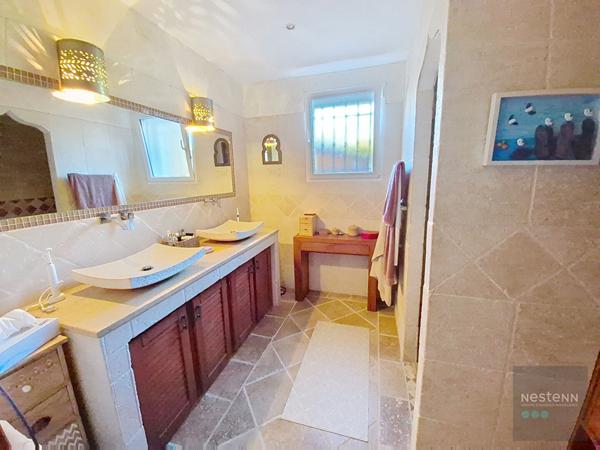 Maison T6 avec piscine Six Fours le Brusc