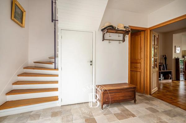 Courbevoie, Maison 4 Chambres -  203 m² à vendre