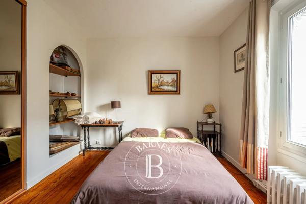Courbevoie, Maison 4 Chambres -  203 m² à vendre