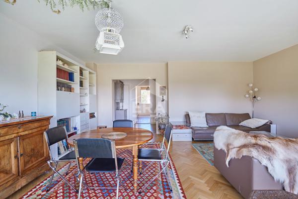 T3 avec terrasse, ascenseur, parking, Aix-en-Provence