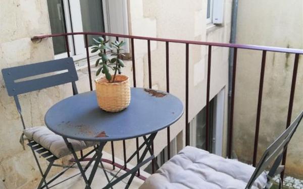 Immeuble à vendre    7 pièces •  Poitiers