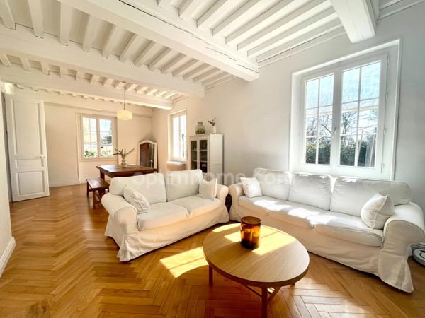 MAISON DE MAÎTRE 6 PIÈCES 172 M2