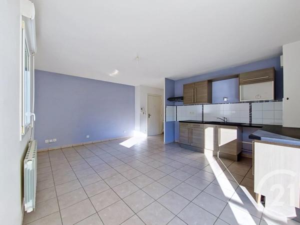 Appartement T3 à vendre  3 pièces - 59,08 m 2   CEYRAT  - 63