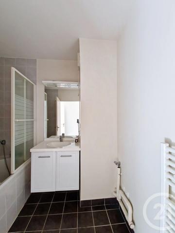 Appartement T3 à vendre  3 pièces - 59,08 m 2   CEYRAT  - 63
