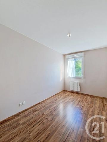 Appartement T3 à vendre  3 pièces - 59,08 m 2   CEYRAT  - 63