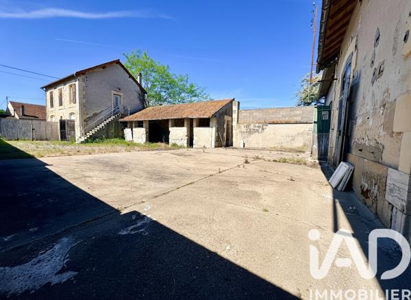 Maison à vendre 4 pièces 93 m² Sancoins