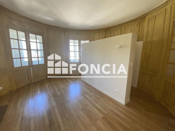 Location Appartement 3 pièces 88.83 m² - 3 RUE DU LYCEE Besançon 25000