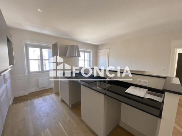 Location Appartement 3 pièces 88.83 m² - 3 RUE DU LYCEE Besançon 25000