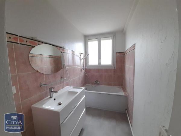 Appartement à louer 3 pièces 72.3m²