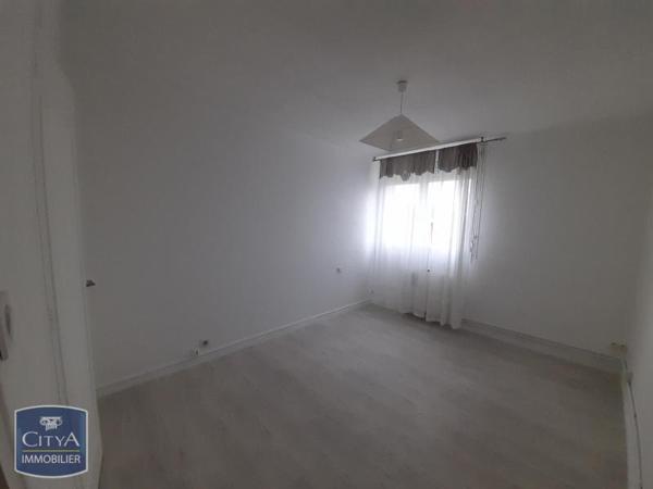 Appartement à louer 3 pièces 72.3m²