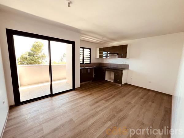 Location Appartement38,36 m² - 1 Pièce - SAINT DENIS (97400)