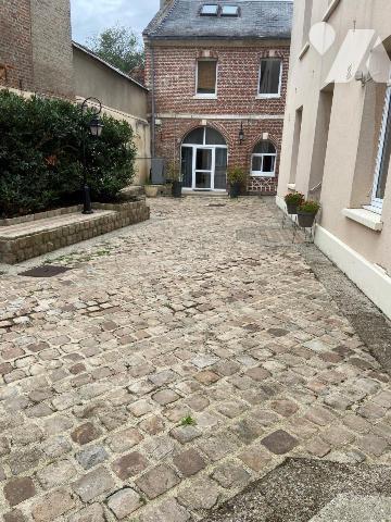 Appartement plein centre ville en excellent état