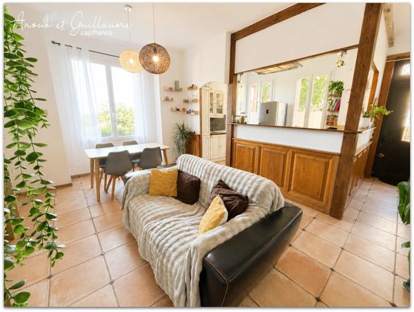 Exclusivité - Maison de village de 120m² habitable environ 5 pièces avec terrasse – Aspiran (34800)