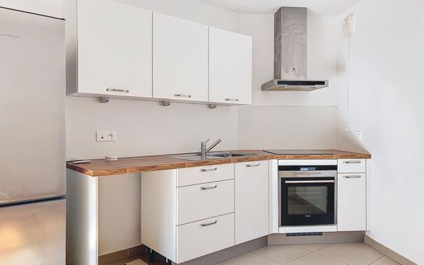 Appartement à vendre    3 pièces • 61,15 m2 Suresnes