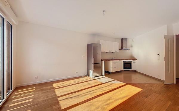Appartement à vendre    3 pièces • 61,15 m2 Suresnes
