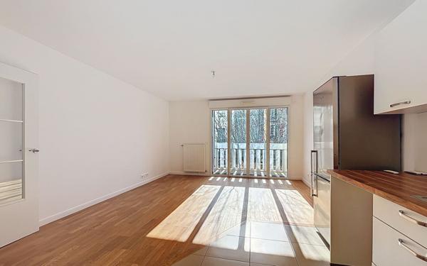 Appartement à vendre    3 pièces • 61,15 m2 Suresnes
