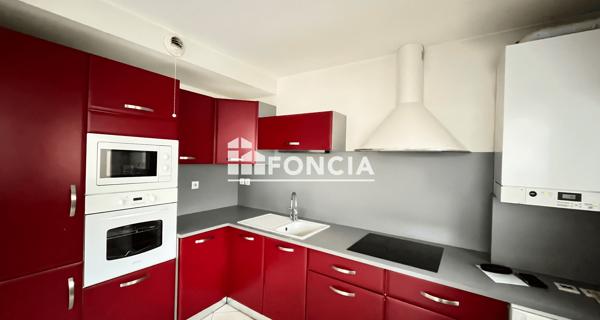 Location Appartement 3 pièces 69.42 m² - Craponne 69290