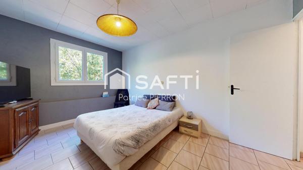 Maison familiale avec jardin et garage
