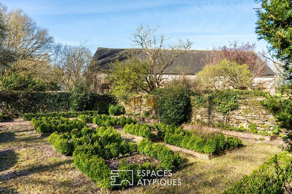 Manoir historique sur plus de 12 hectares de nature